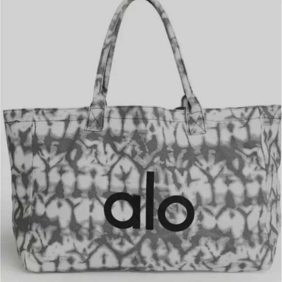 Alo Canvas Yoga Tote Shoulder Bag - Picture 2 of 7
